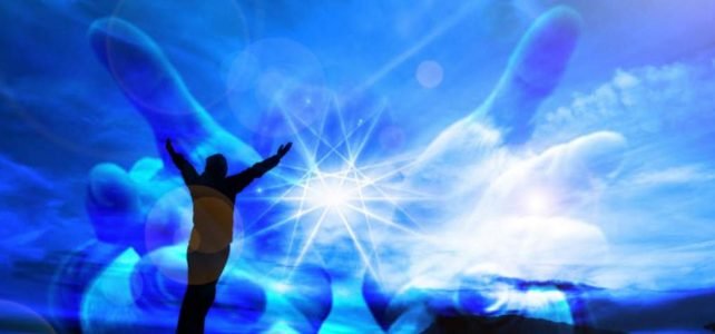 Use sua CONEXÃO ESPIRITUAL para alcançar o SUCESSO no dia-a-dia Use sua CONEXÃO ESPIRITUAL para alcançar o SUCESSO no dia-a-dia