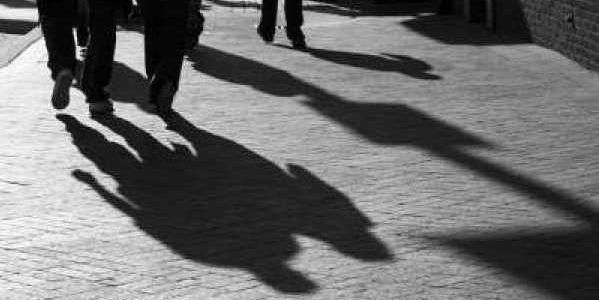 Texto Motivacional para Empresas: O Resto é Sombra Texto Motivacional para Empresas: O Resto é Sombra